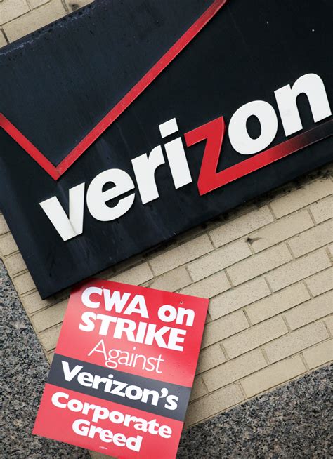 Red Magid Verizon's Role in Driving Economic Growth
